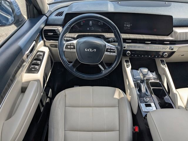 Used 2023 Kia Telluride EX AWD/4WD image 16