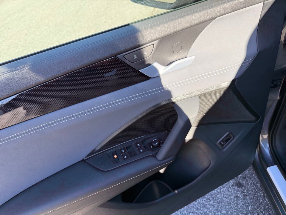 New 2026 Volkswagen Tiguan SE R-Line image 32