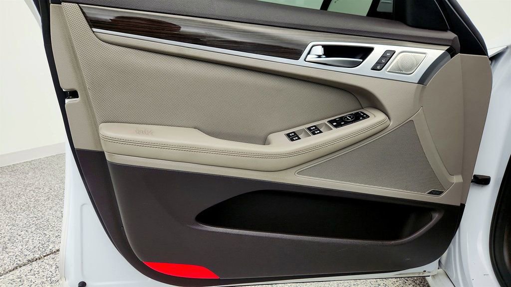 Used 2018 Genesis G80 3.8 w/ Option Group 02 image 11