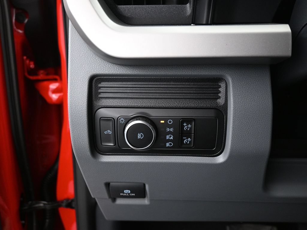Used 2024 Ford F250 XL w/ STX Appearance Package AWD/4WD image 13