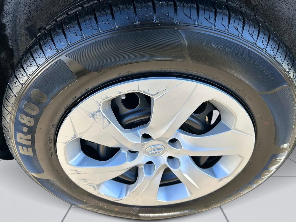 Used 2024 Toyota RAV4 LE image 9