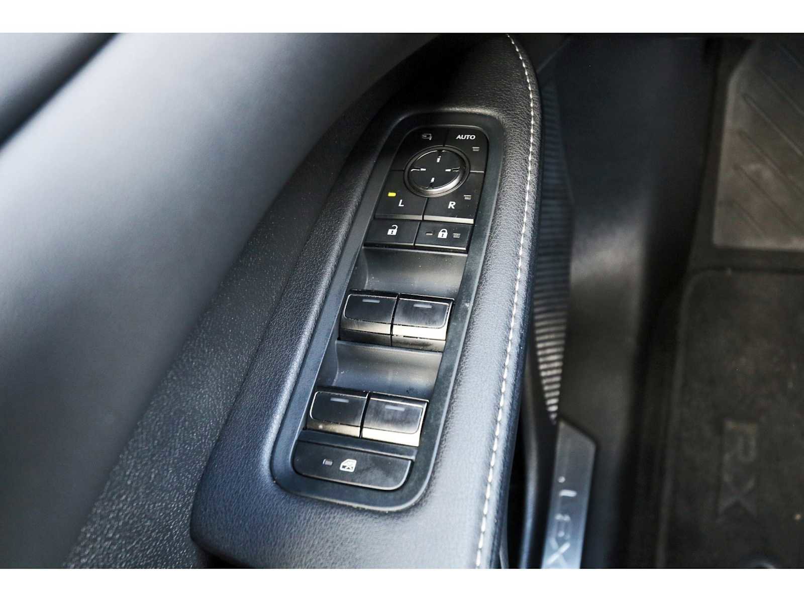 Used 2024 Lexus RX 350 FWD w/ Technology Package image 20