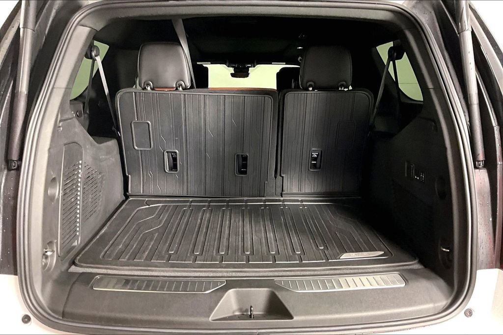 Used 2024 GMC Yukon XL Denali Ultimate image 31