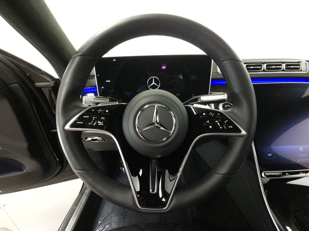 Used 2023 Mercedes-Benz S 580 4MATIC Sedan w/ AMG Line image 12