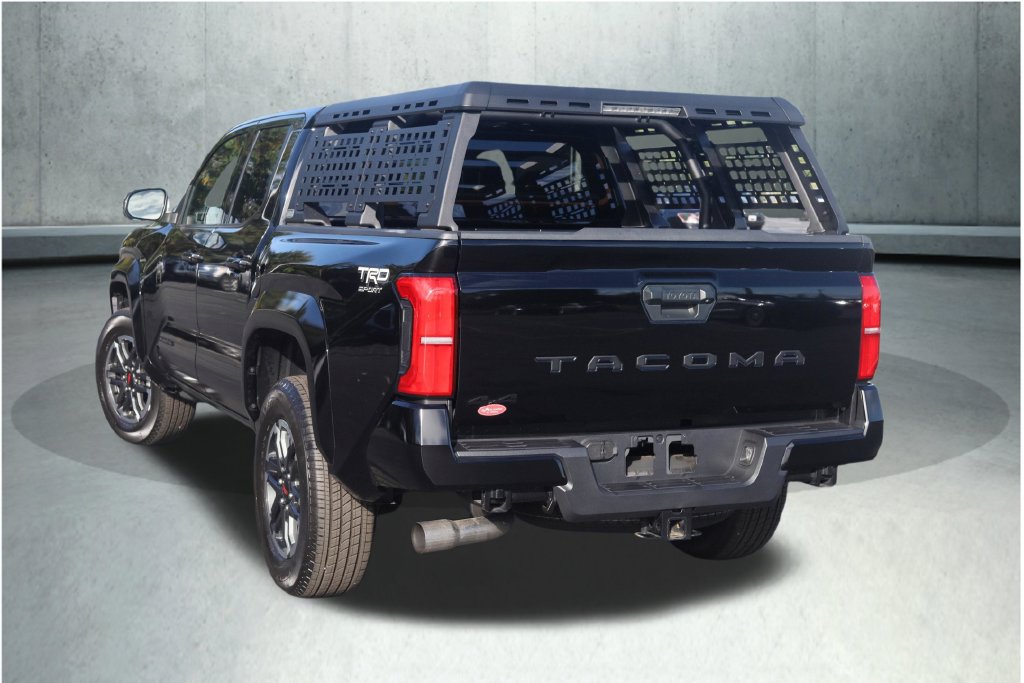 Used 2025 Toyota Tacoma TRD Sport AWD/4WD image 30