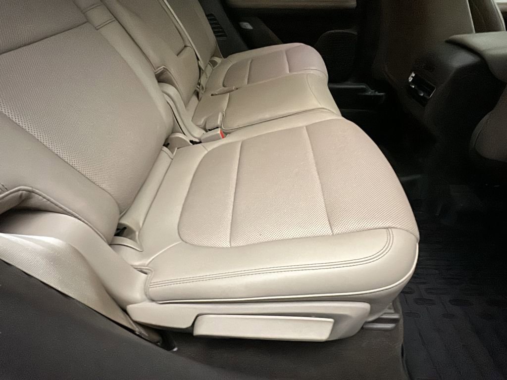 Used 2021 Lincoln Corsair AWD w/ Sport Package image 18