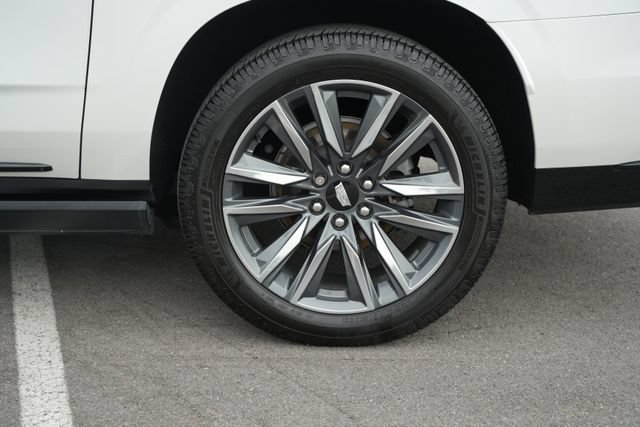 Used 2022 Cadillac Escalade ESV Sport w/ Touring Package AWD/4WD image 50