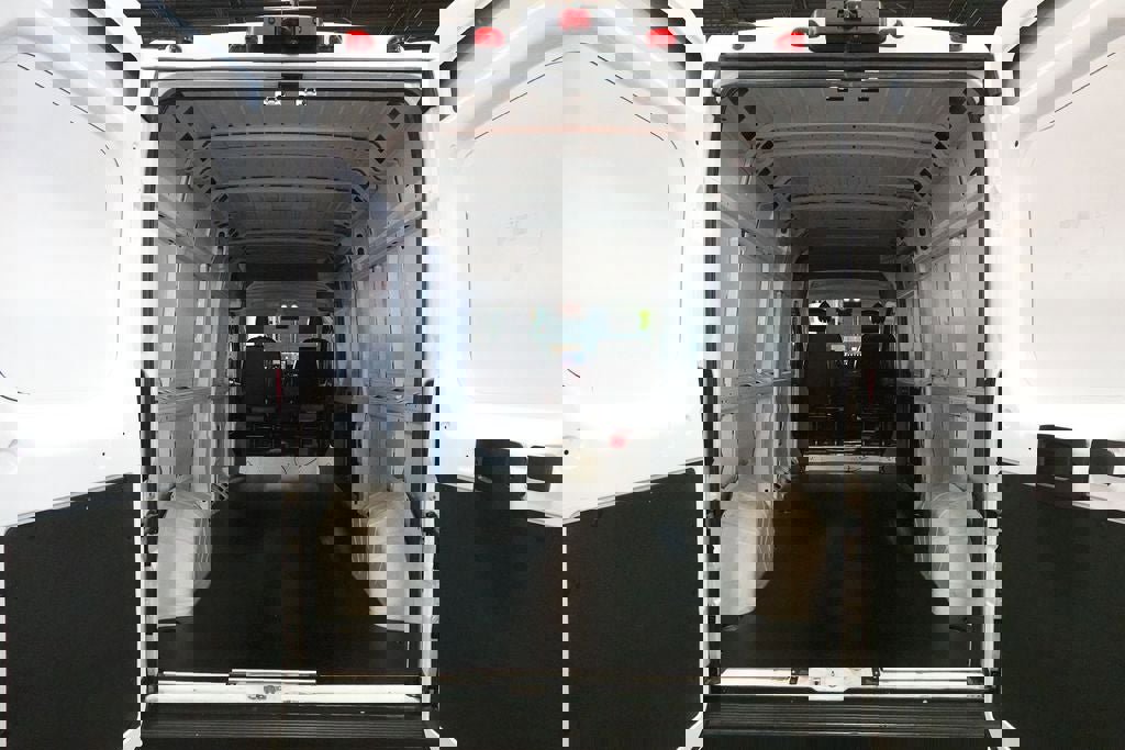 Used 2023 RAM ProMaster 2500 w/ Premium Convenience Group (B) image 24