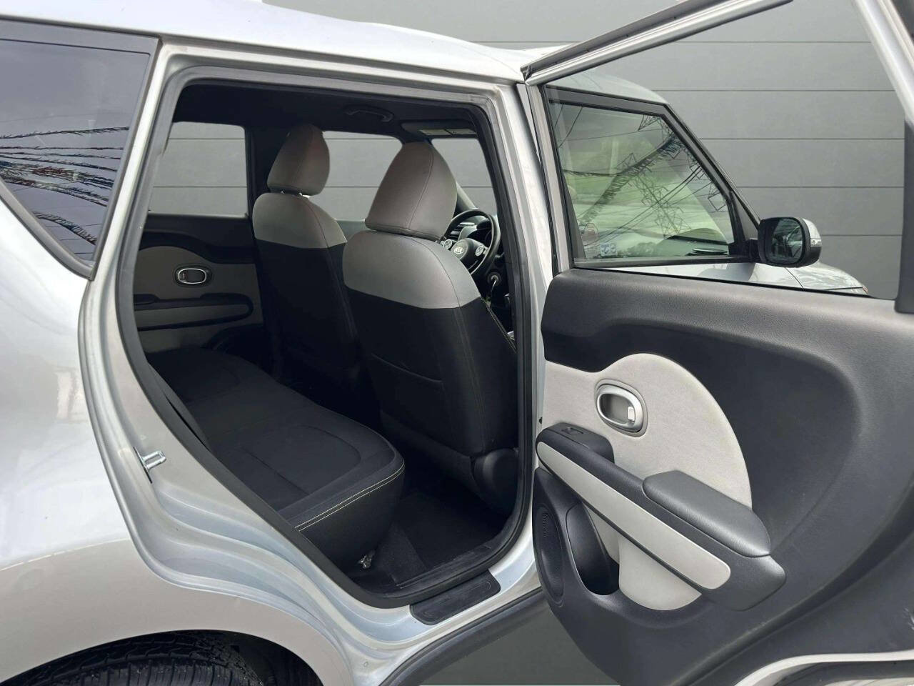Used 2014 Kia Soul + w/ UVO w/Eservices Package image 14