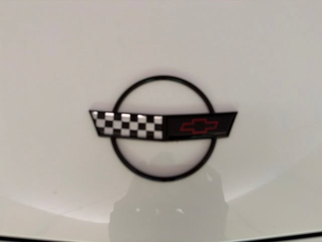 Used 1993 Chevrolet Corvette Coupe RWD image 44