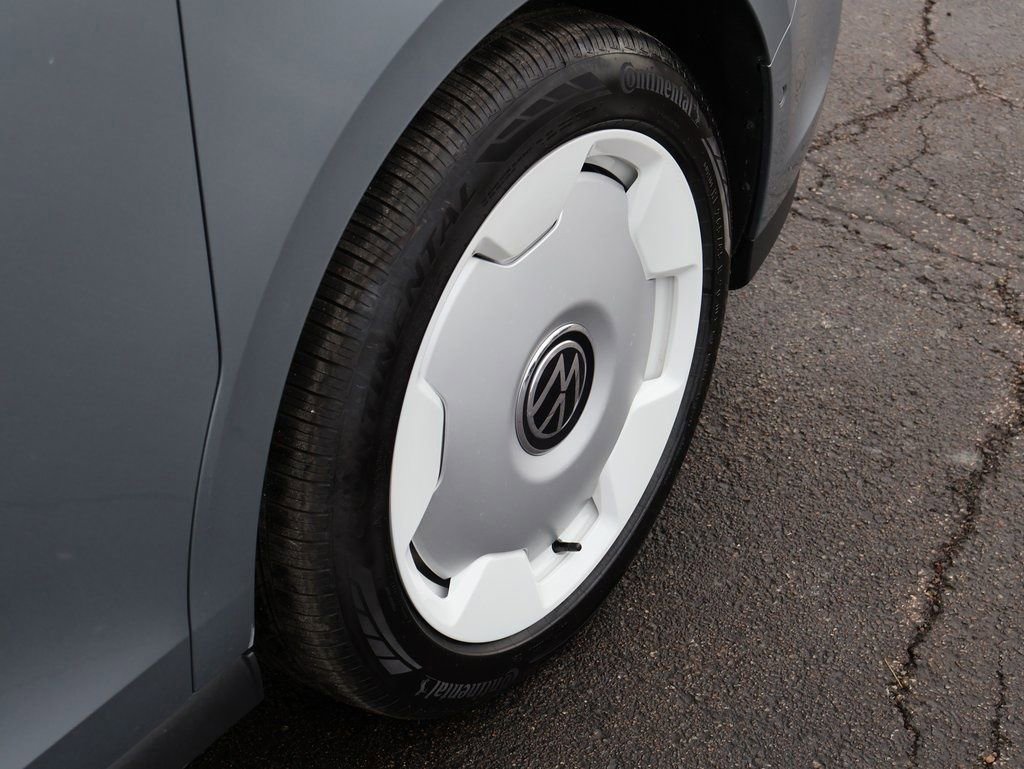 New 2025 Volkswagen ID. Buzz 1st Edition image 47