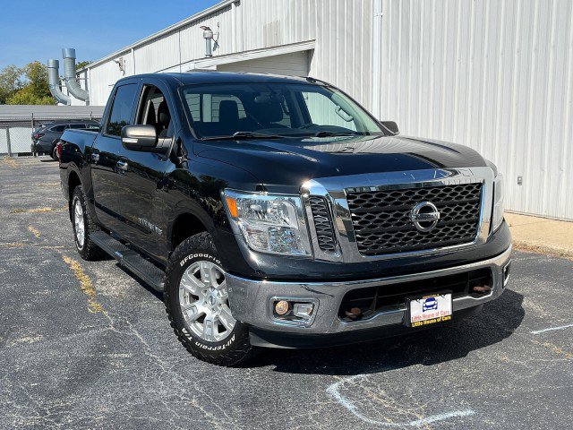 Used 2018 Nissan Titan SV