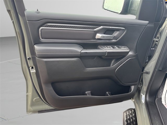 New 2026 RAM 1500 4x4 Crew Cab image 6