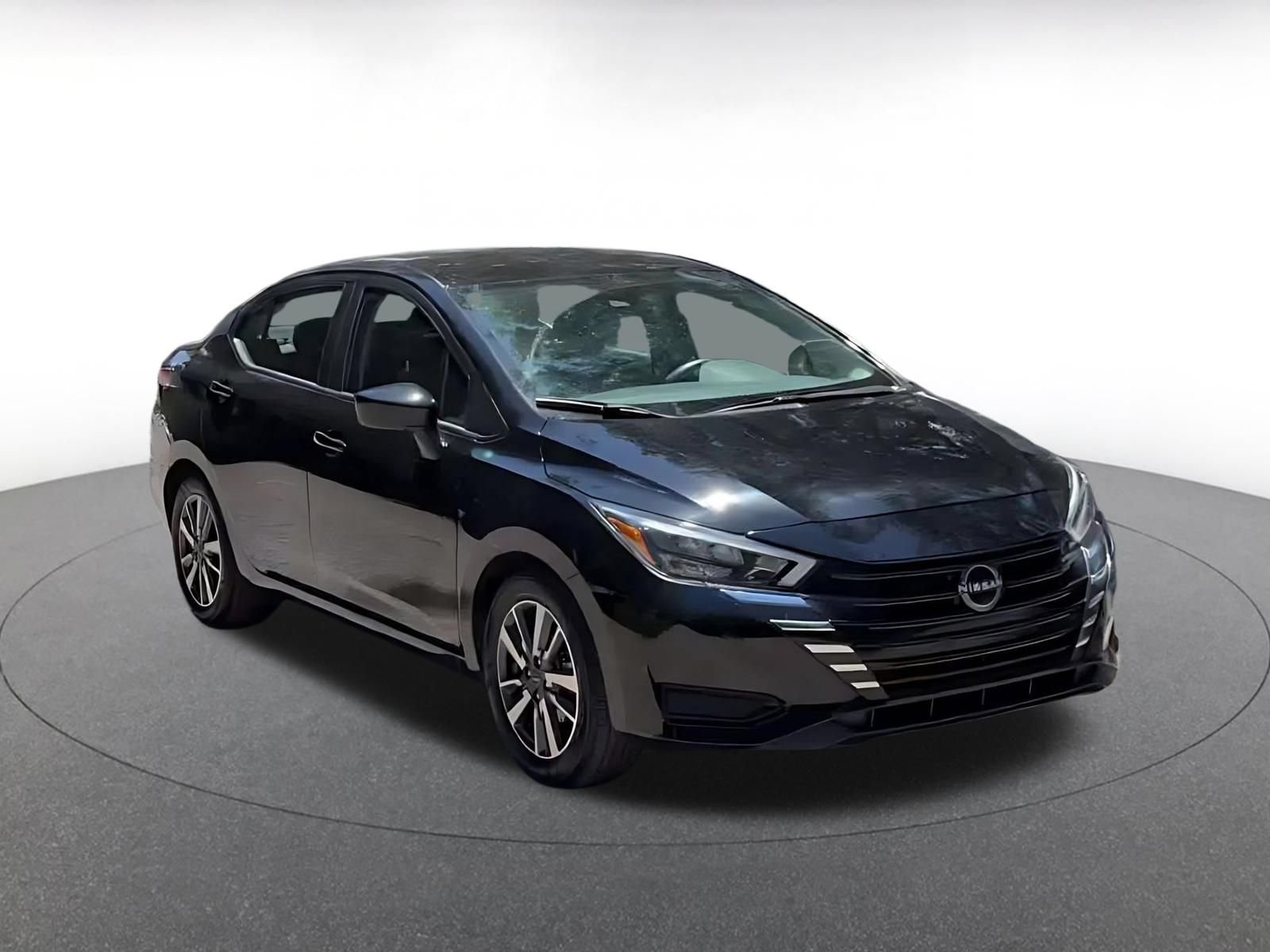 Used 2025 Nissan Versa SV FWD video 2