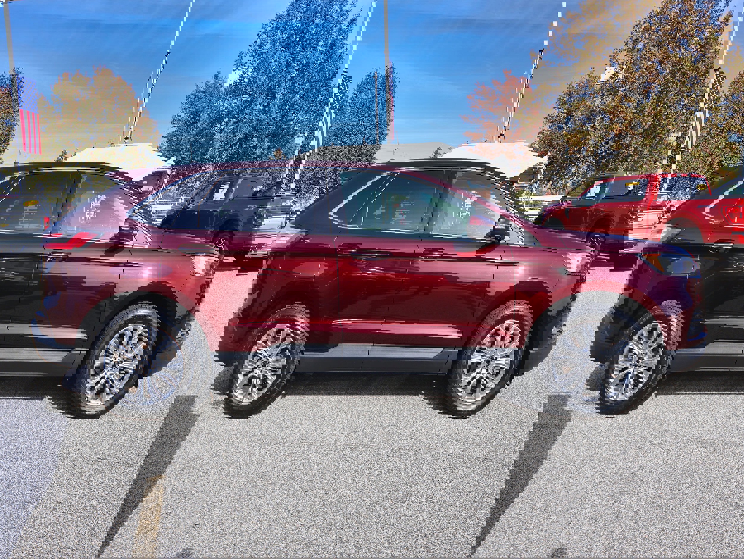 Used 2024 Ford Edge Titanium image 6
