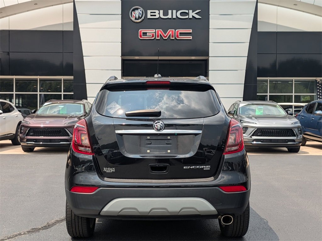 Certified 2022 Buick Encore Preferred w/ Safety Package image 5