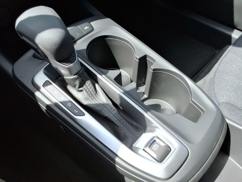 New 2026 Chevrolet Trax LS w/ LS Convenience Package FWD image 32