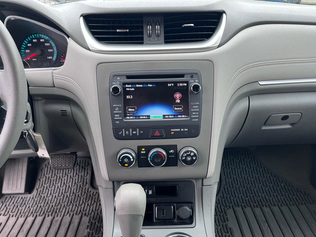 Used 2017 Chevrolet Traverse LS image 28