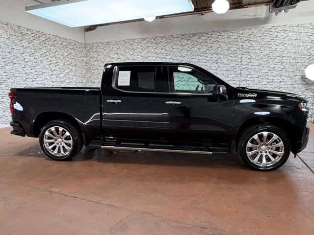 Used 2021 Chevrolet Silverado 1500 High Country w/ Technology Package AWD/4WD image 6