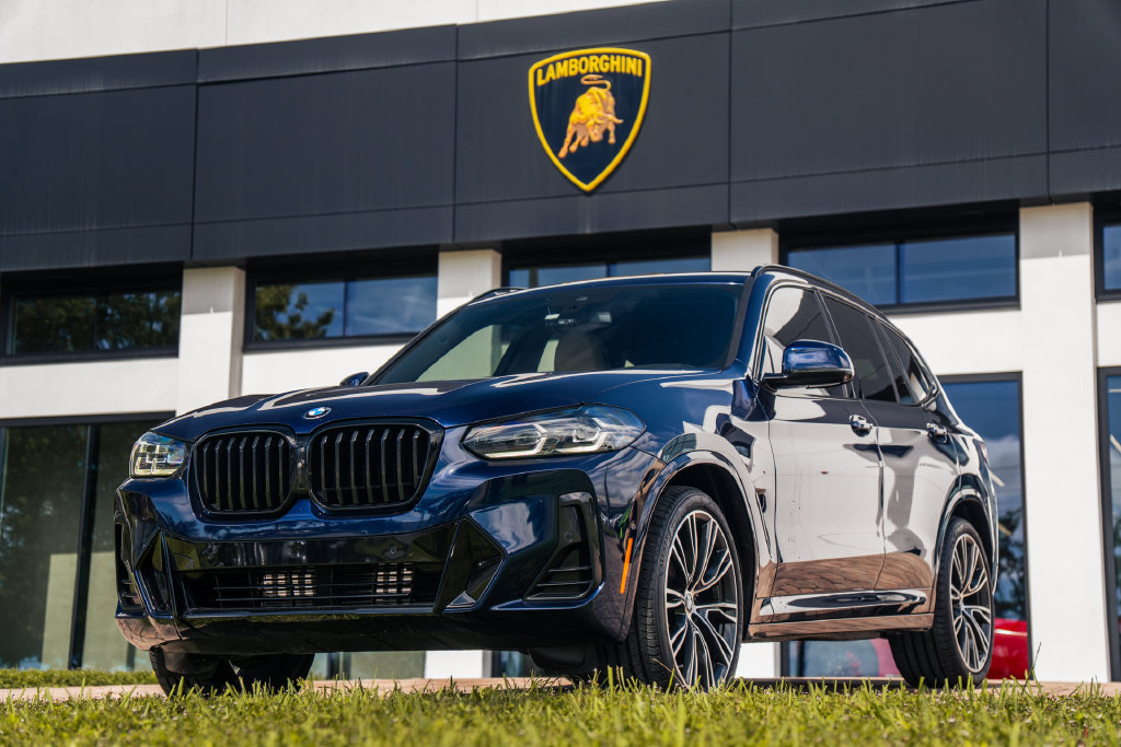 Used 2024 BMW X3 sDrive30i w/ Premium Package RWD image 1