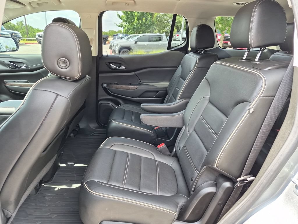 Used 2023 GMC Acadia Denali w/ Denali Ultimate Package FWD image 37