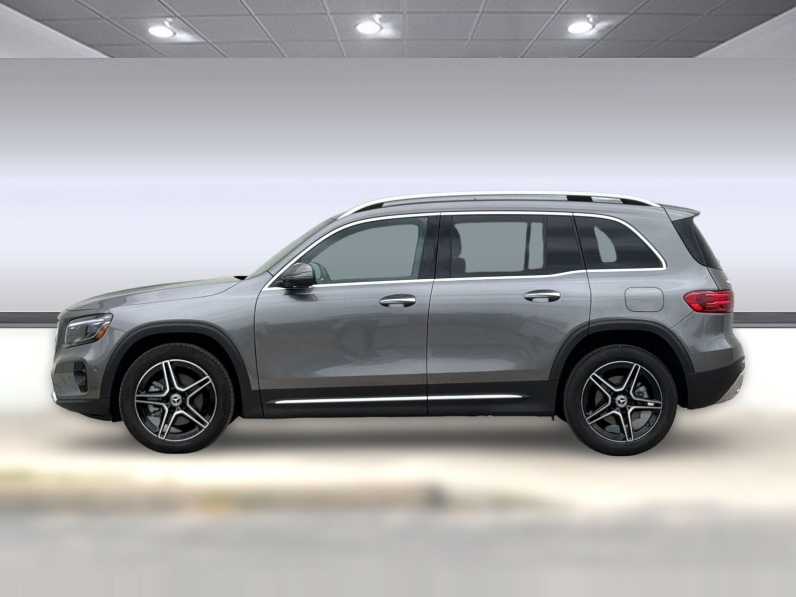 Certified 2026 Mercedes-Benz GLB 250 4MATIC image 2