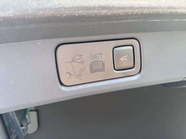 Used 2023 Ford Mustang Mach-E Premium AWD/4WD image 9