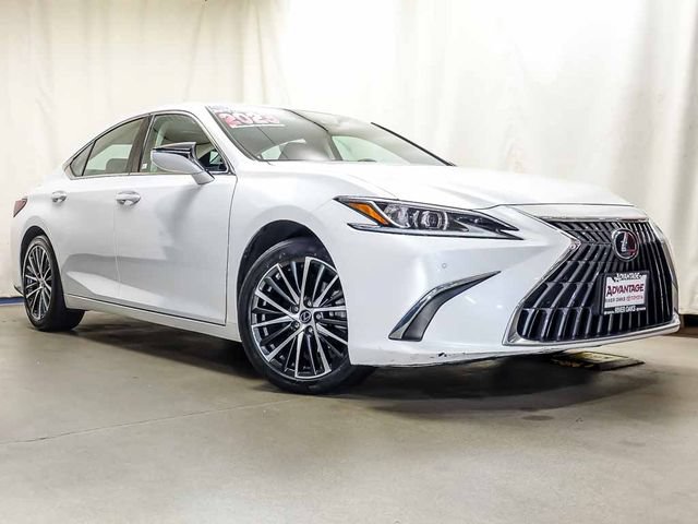 Used 2023 Lexus ES 350 w/ Premium Package FWD image 2