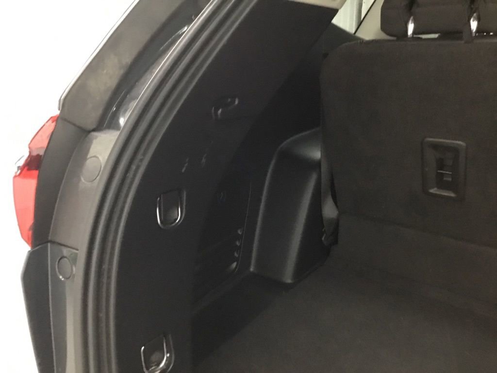 Used 2021 Buick Enclave Avenir w/ Avenir Technology Package image 17