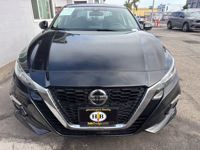 Used 2021 Nissan Altima 2.5 Platinum AWD/4WD image 2