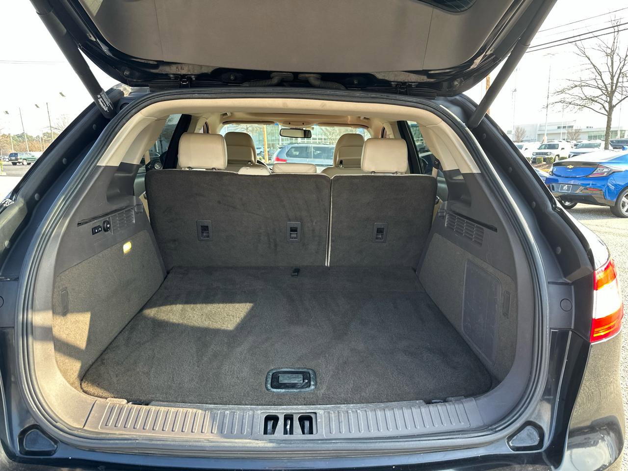 Used 2016 Lincoln MKX Reserve w/ Climate Package image 10