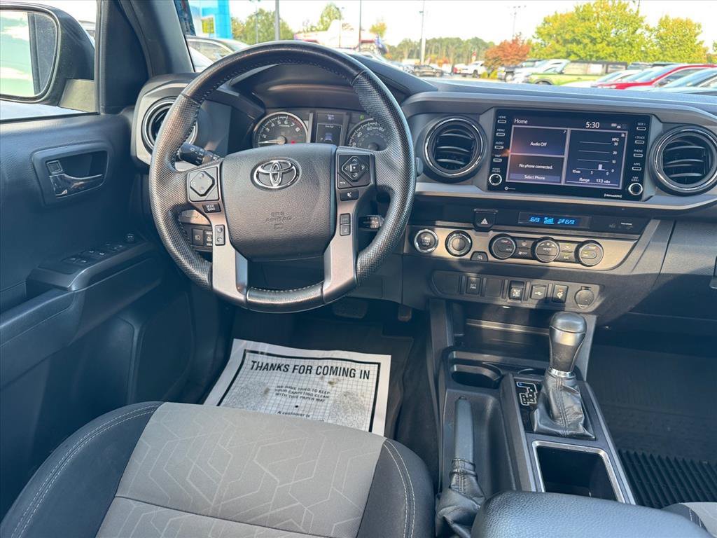 Used 2022 Toyota Tacoma TRD Sport w/ Black Out Package (TMS) AWD/4WD image 13