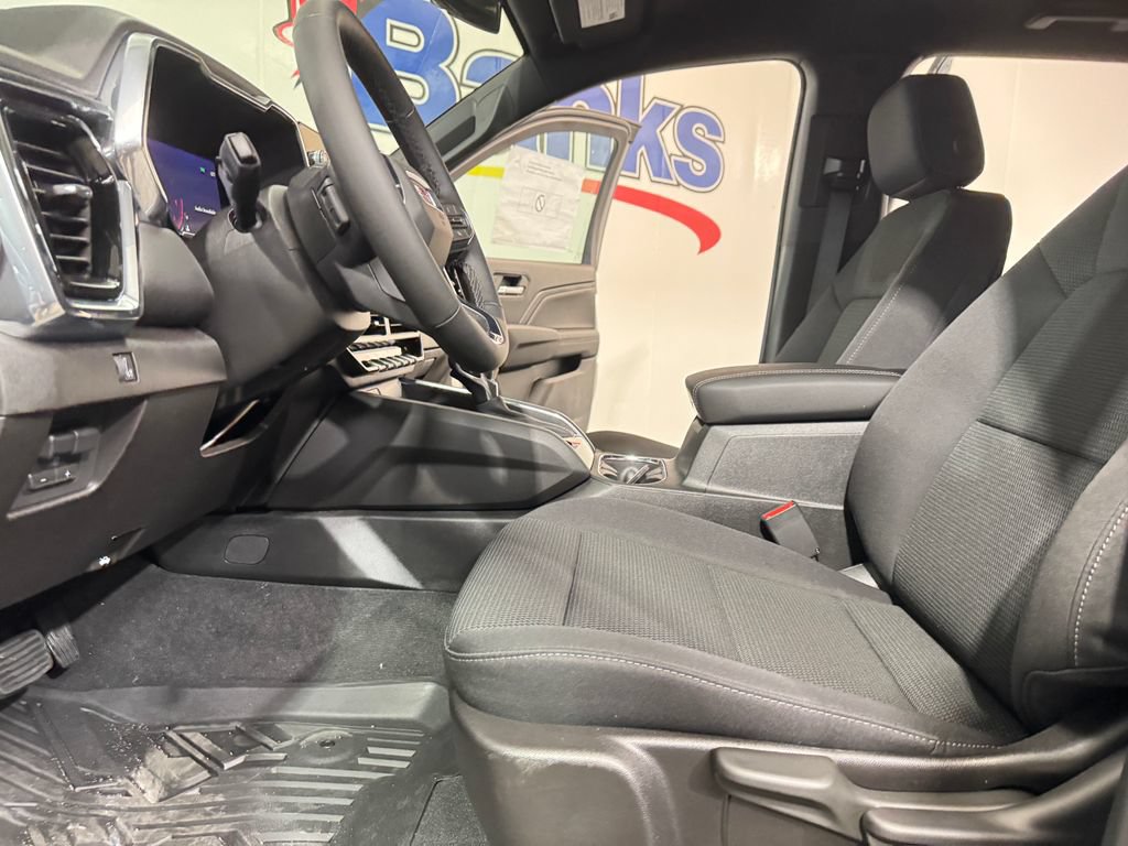New 2026 GMC Canyon Elevation AWD/4WD image 8