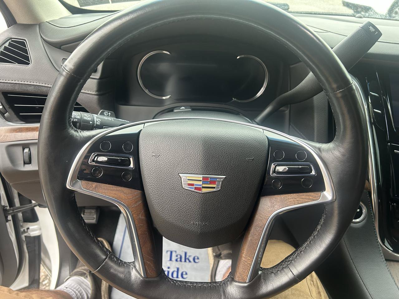 Used 2016 Cadillac Escalade Luxury AWD/4WD image 20