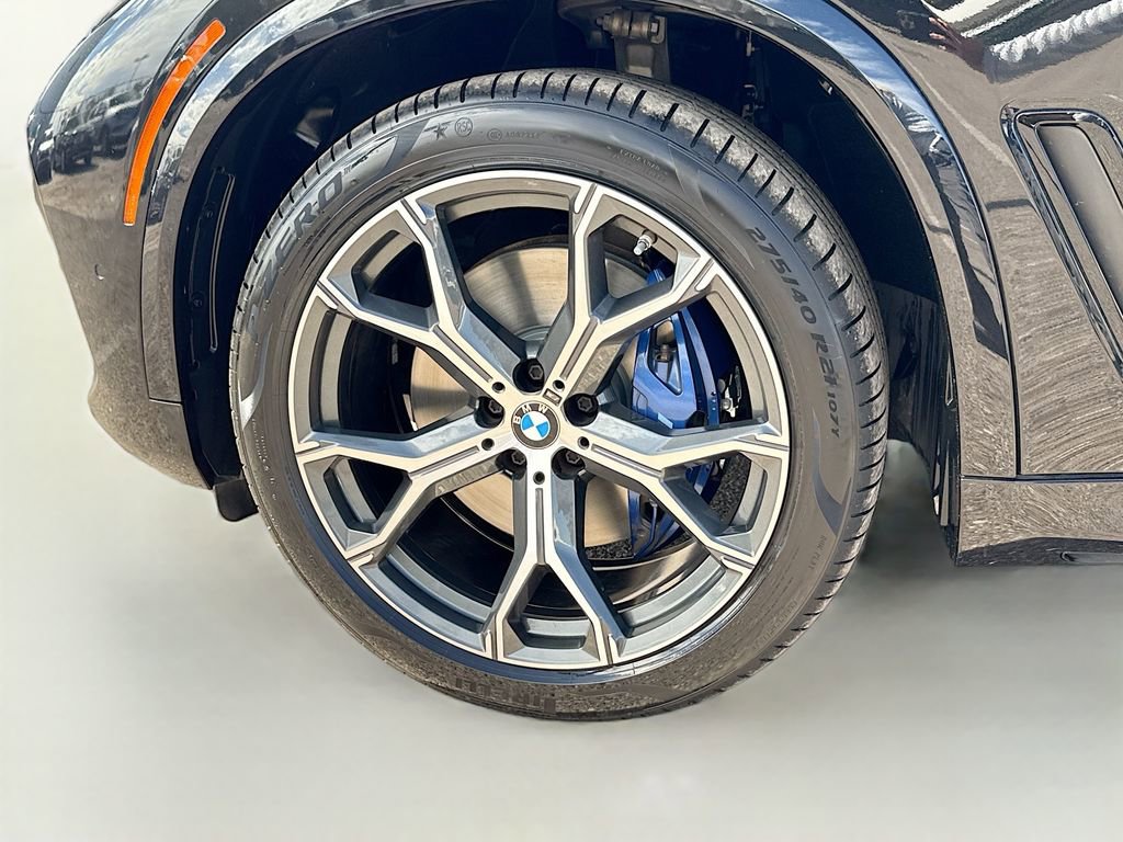 Used 2021 BMW X5 xDrive40i w/ M Sport Package image 44