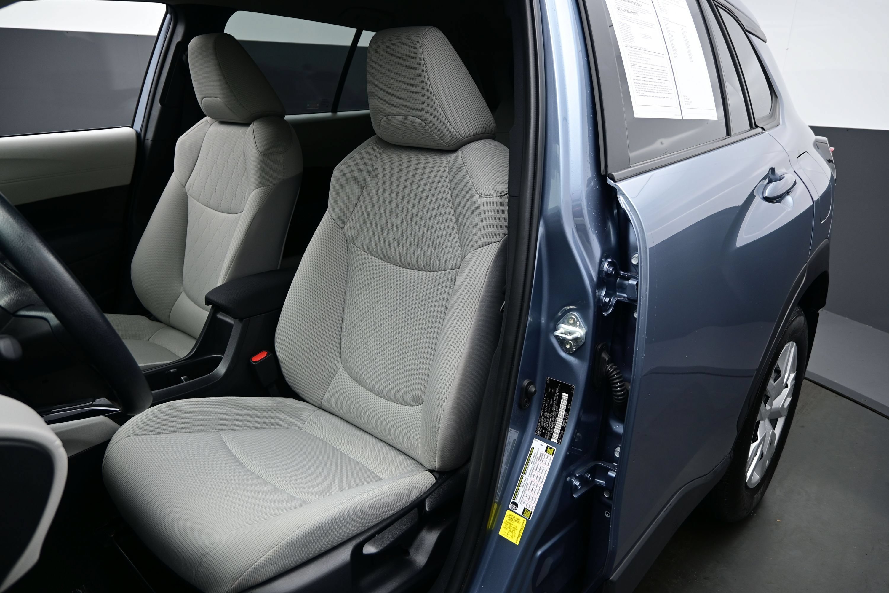 Used 2024 Toyota Corolla Cross L FWD image 10