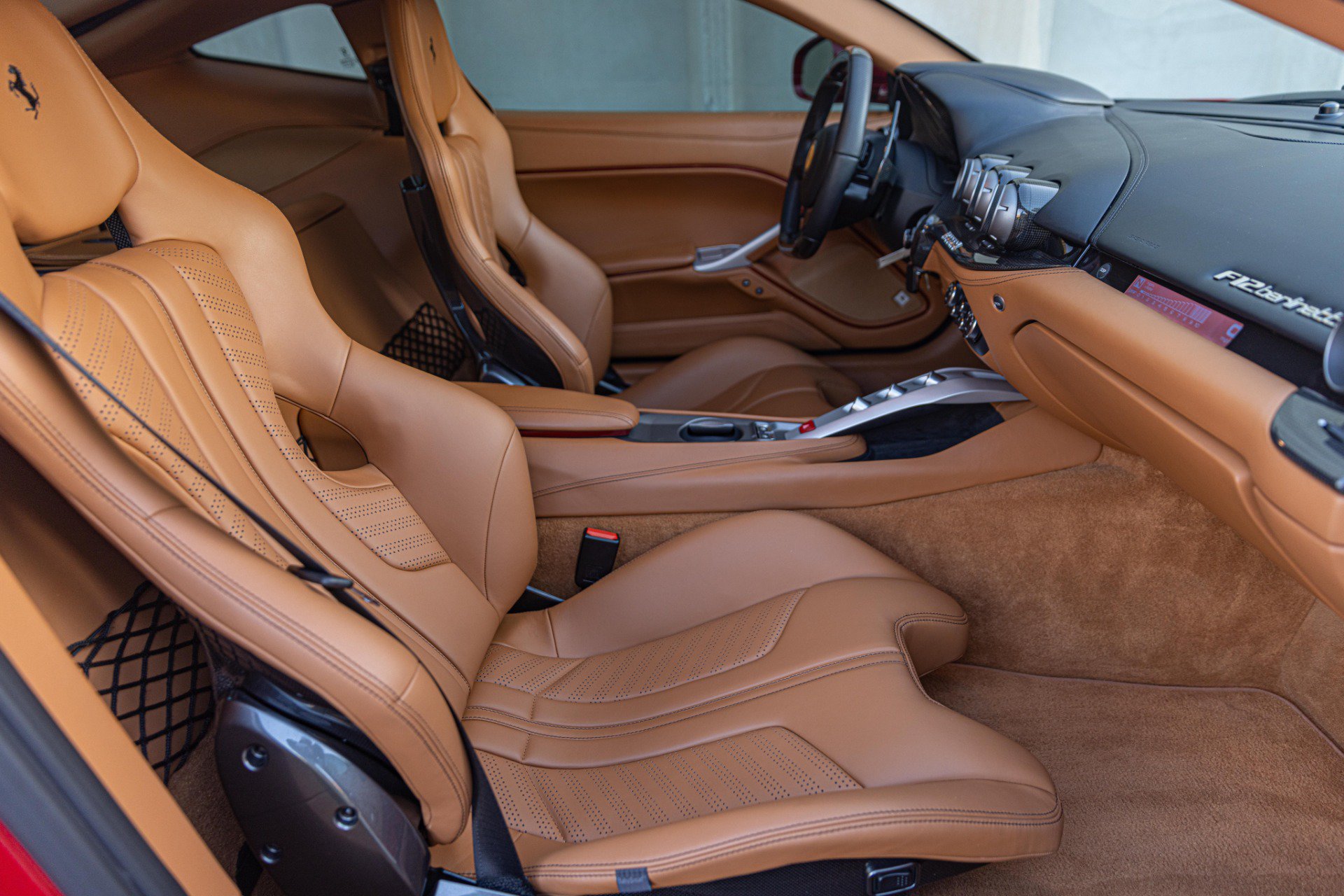 Used 2014 Ferrari F12 Berlinetta RWD image 34