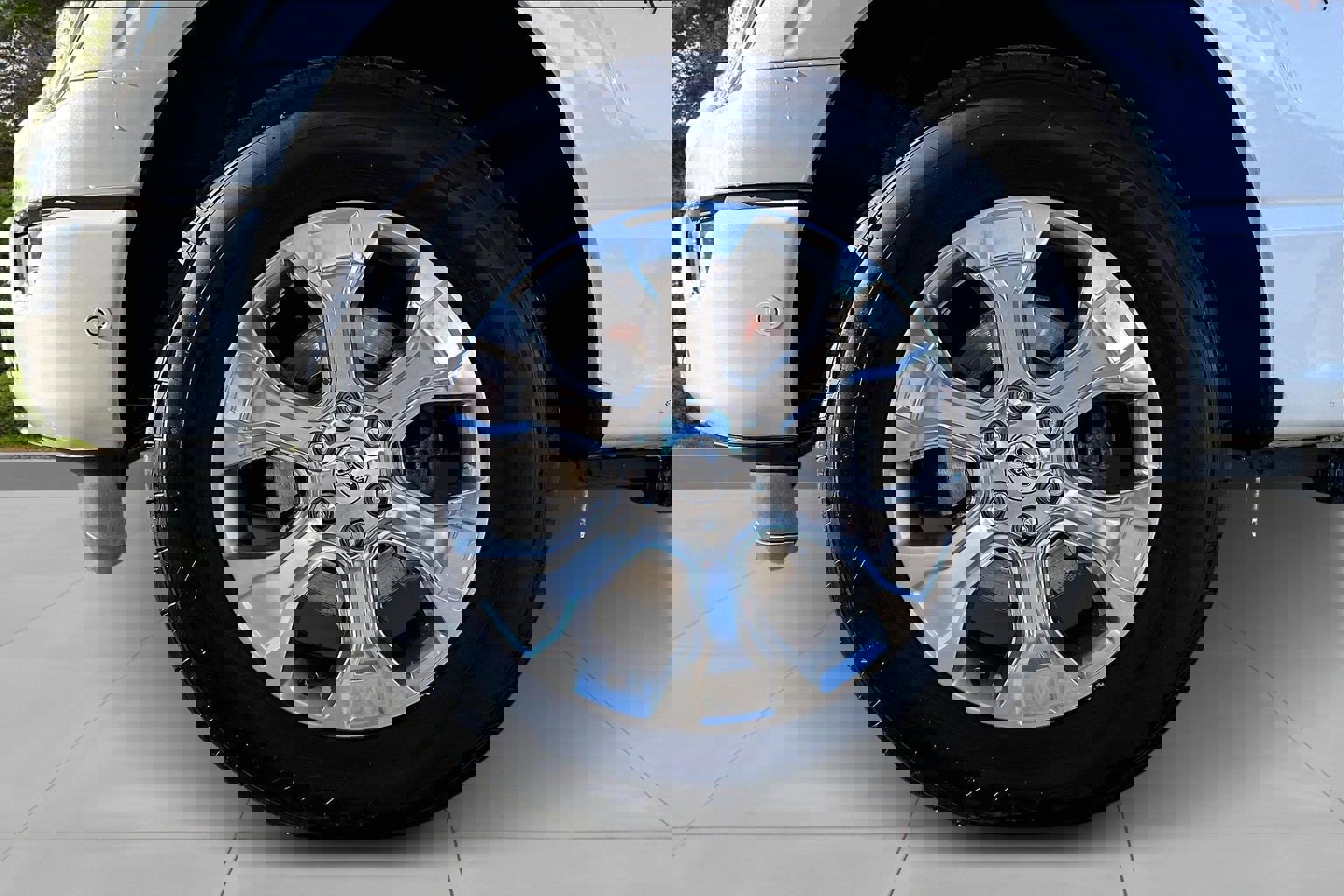 Certified 2021 Ford F150 Platinum w/ Equipment Group 701A High image 37