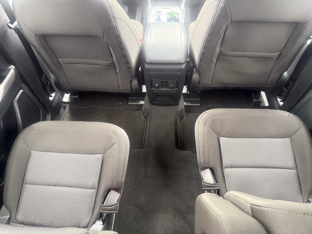 Used 2024 Ford Explorer XLT AWD/4WD image 42