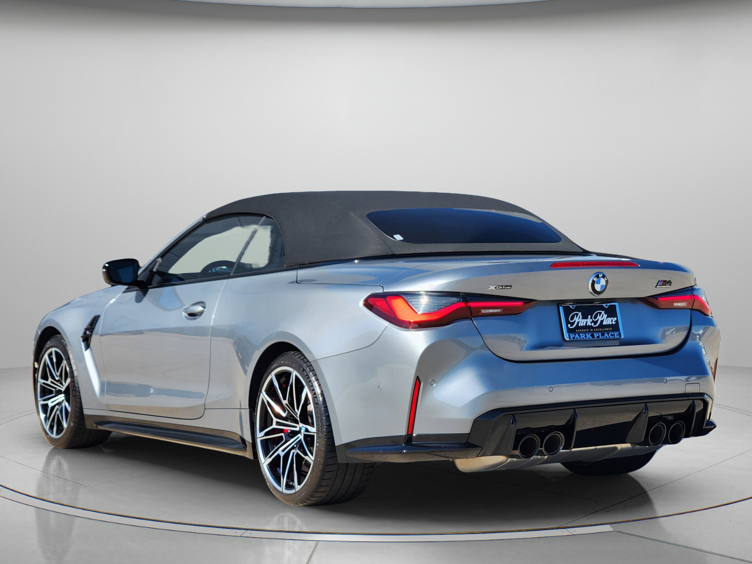 Used 2024 BMW M4 xDrive Competition w/ Executive Package AWD/4WD image 3