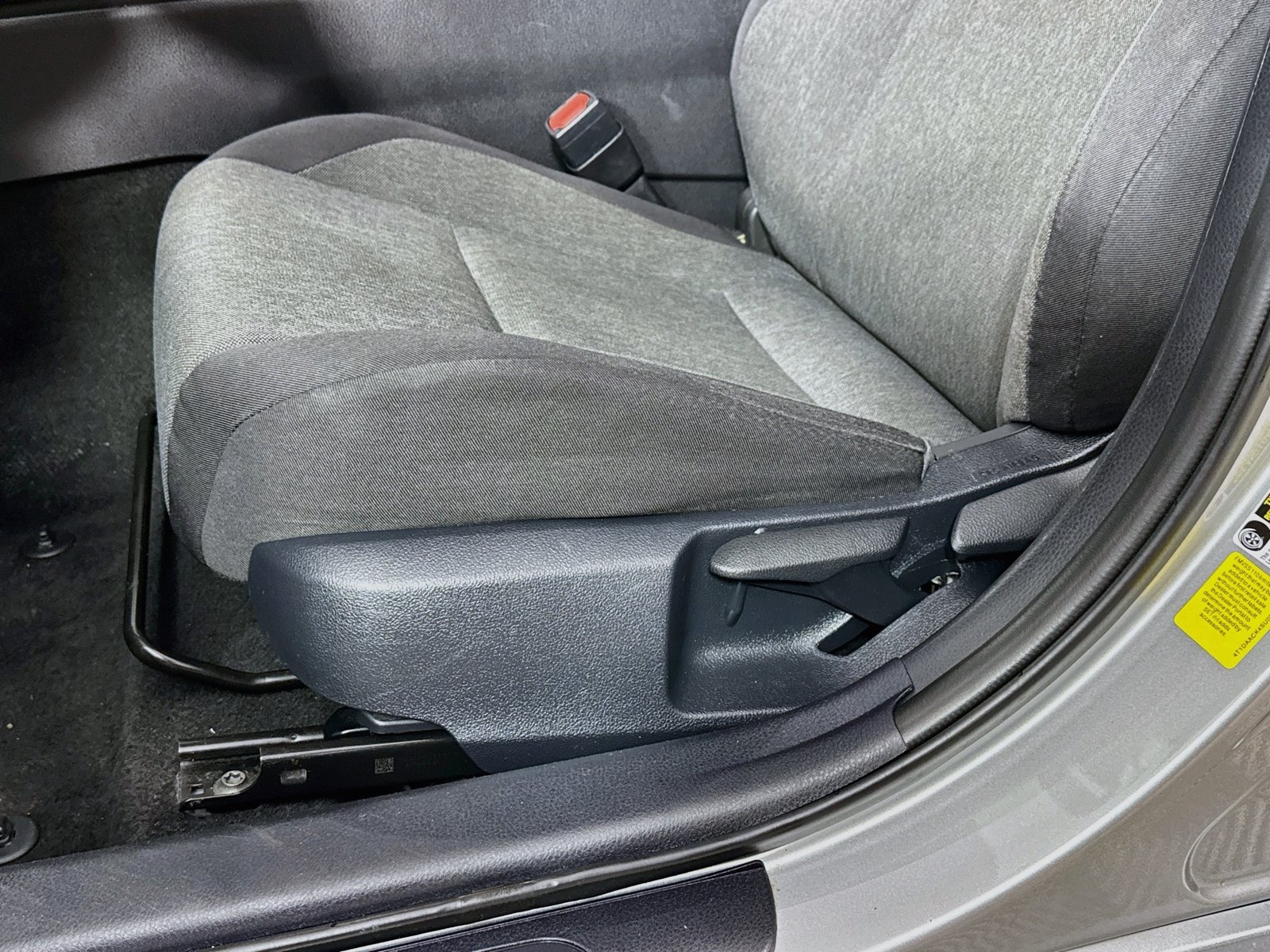 Used 2025 Toyota Camry LE FWD image 18