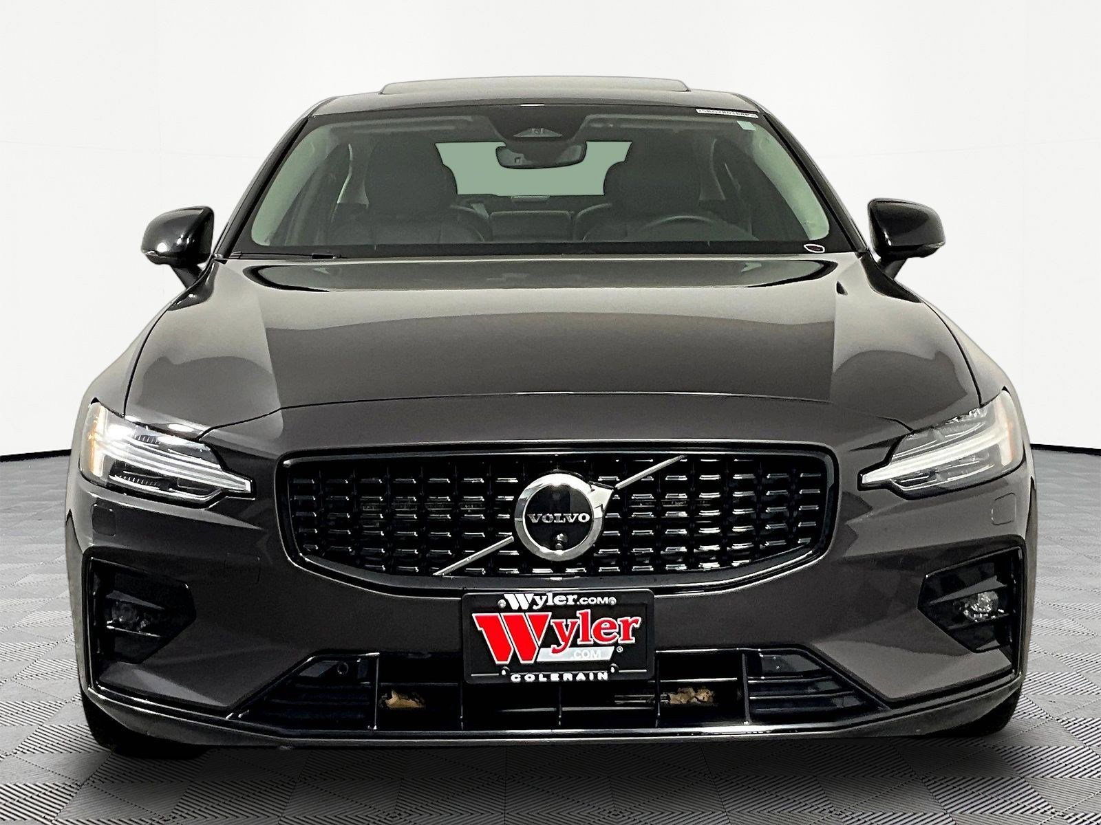 Used 2024 Volvo S60 B5 Plus FWD image 2