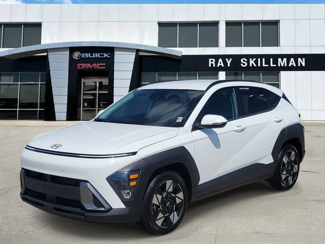 Used 2025 Hyundai Kona SEL FWD image 3