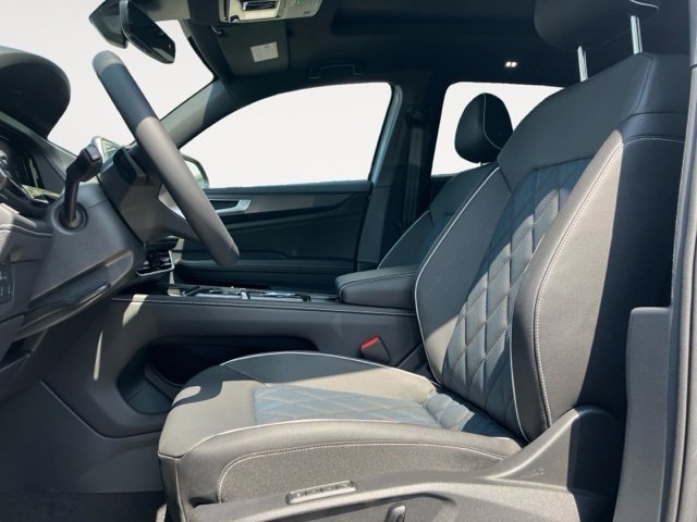 New 2025 Volkswagen Atlas Cross Sport SEL Premium R-Line image 9