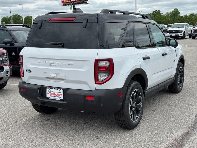 New 2026 Ford Bronco Sport Outer Banks w/ Outer Banks Tech Package+ AWD/4WD image 3