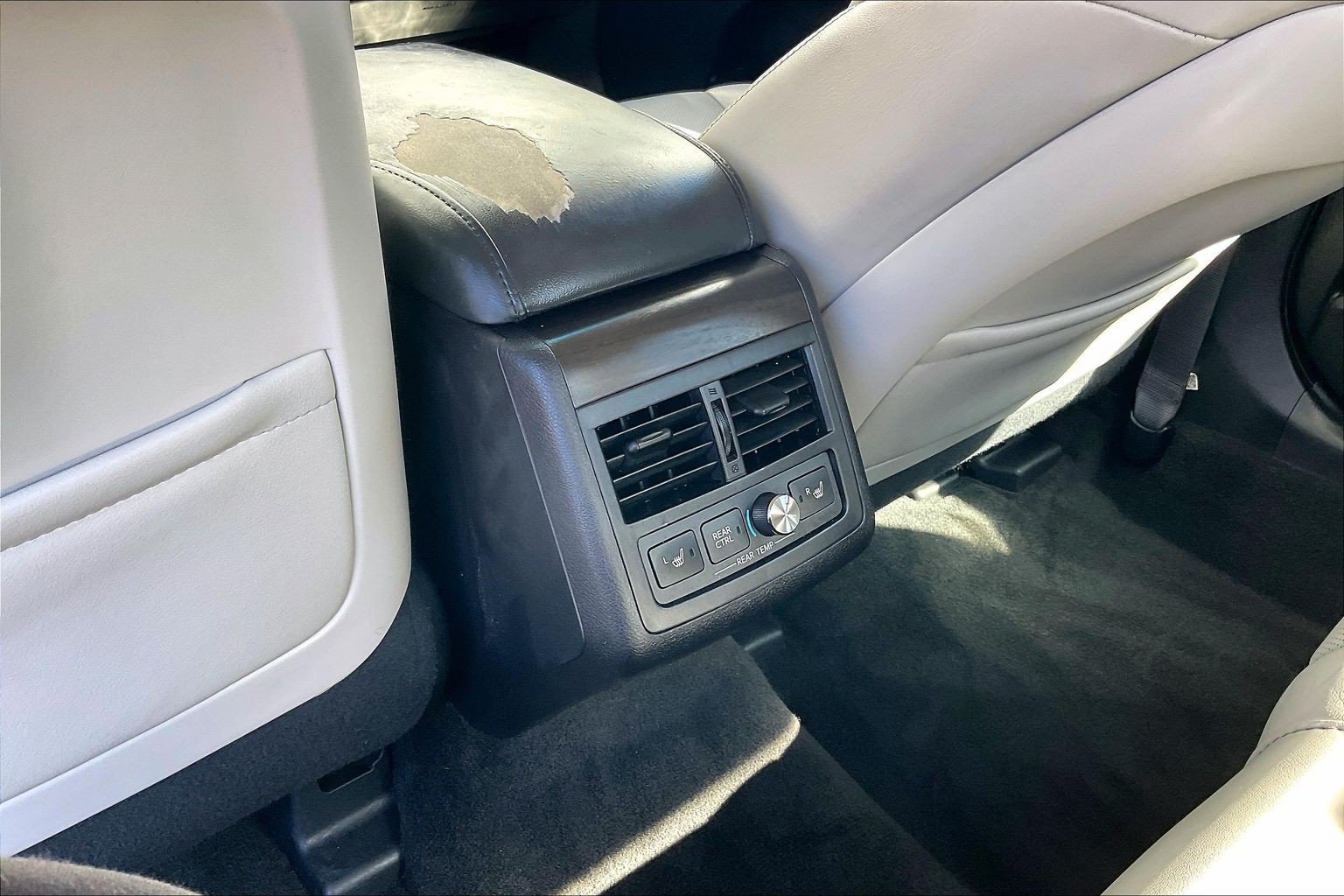 Used 2016 Toyota Avalon Limited FWD image 38