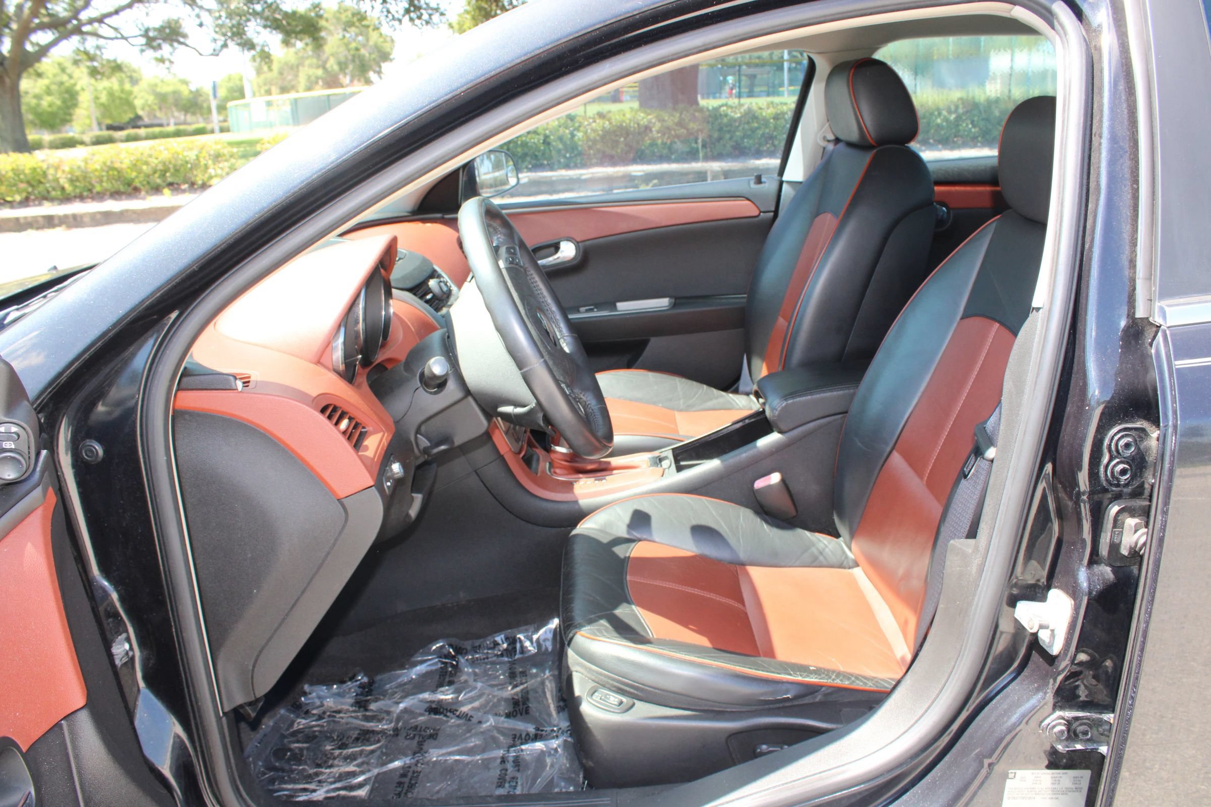 Used 2008 Chevrolet Malibu LTZ FWD image 7