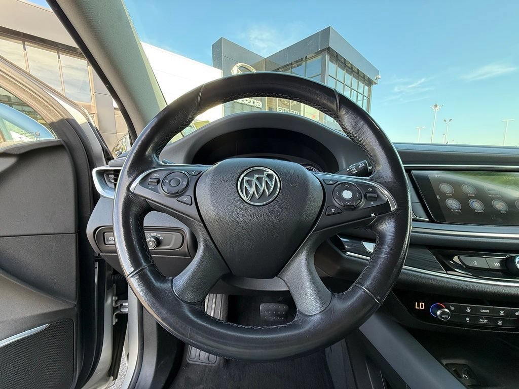 Used 2019 Buick Enclave Essence FWD image 22