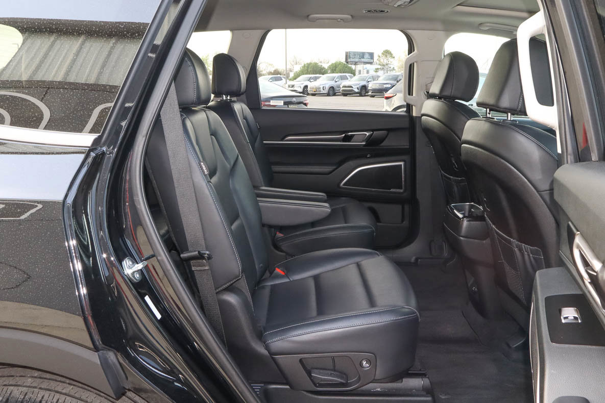 Used 2025 Kia Telluride S AWD/4WD image 27