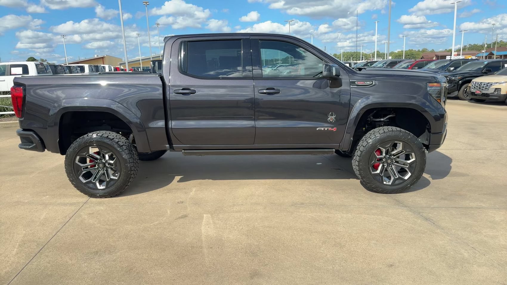 Used 2023 GMC Sierra 1500 AT4 w/ AT4 Premium Package AWD/4WD image 2